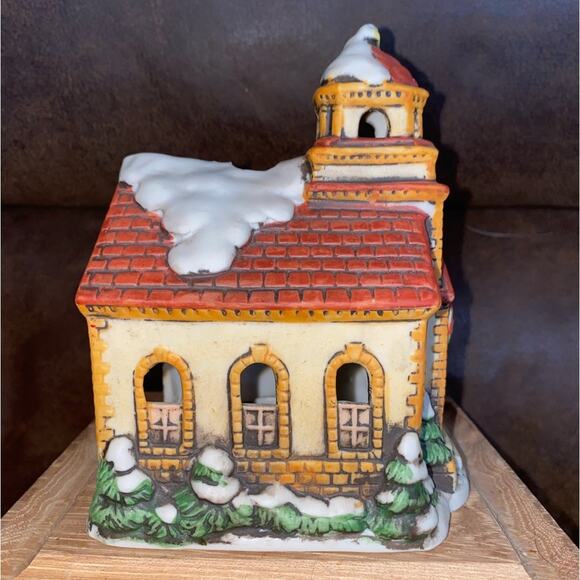 Vntge Lefton Hand-Painted Porcelain Church Snow Tree Fence Tea light candeholder - Picture 4 of 5